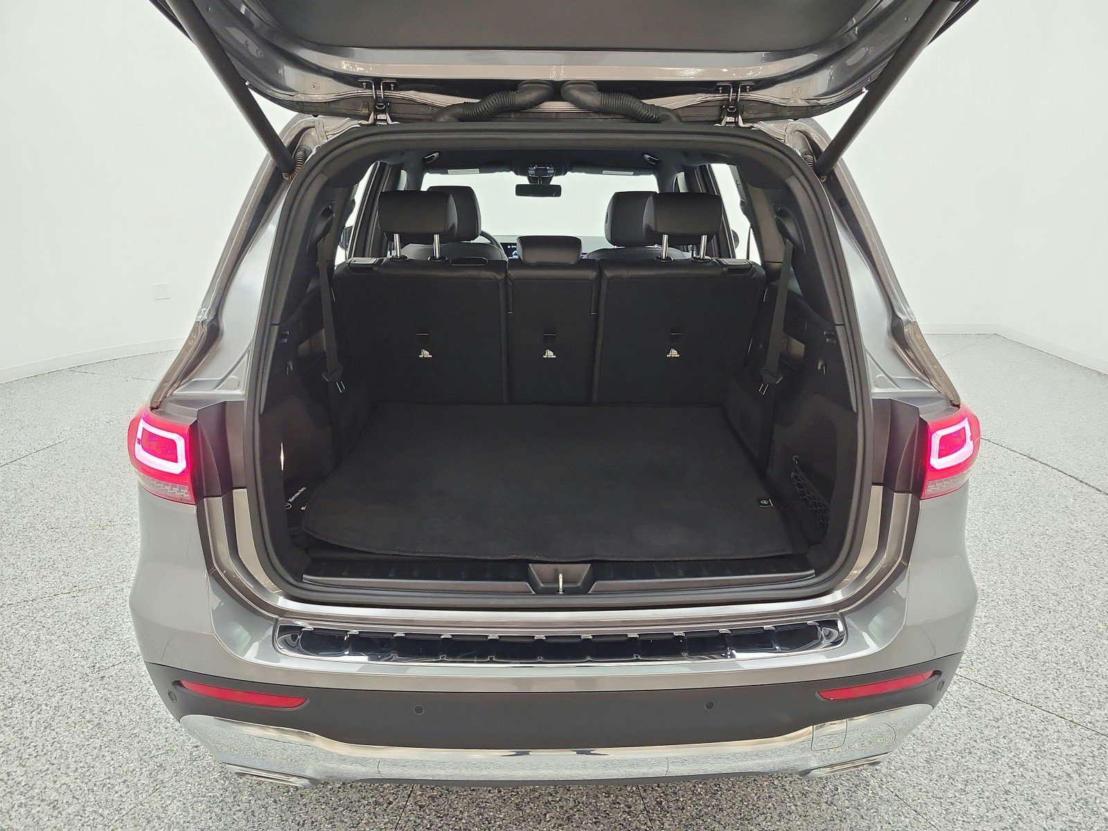 Used 2023 Mercedes-Benz GLB 250 image 18