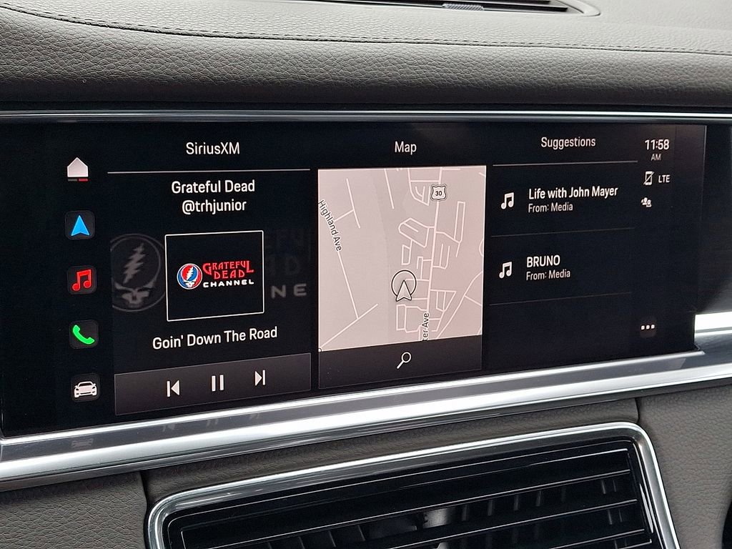 Used 2022 Porsche Panamera 4 Platinum Edition image 19