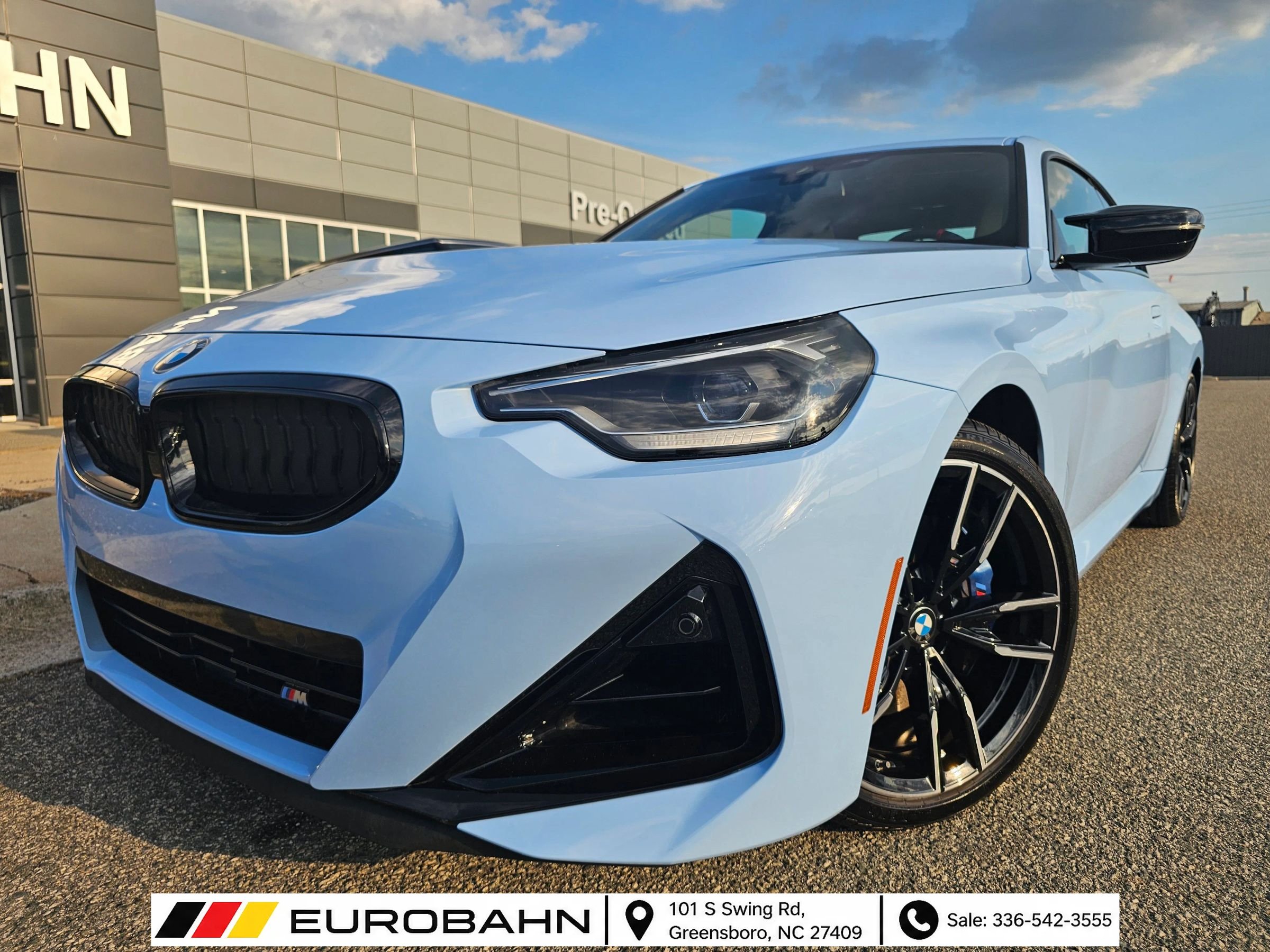 Used 2026 BMW M240i xDrive Coupe AWD/4WD image 1