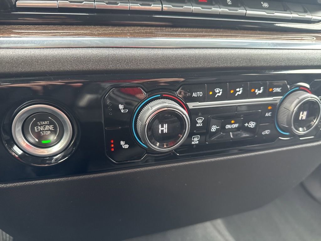 Used 2023 Chevrolet Silverado 1500 LT image 30