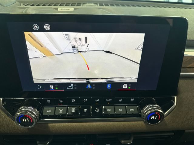 Used 2024 GMC Canyon Denali image 23