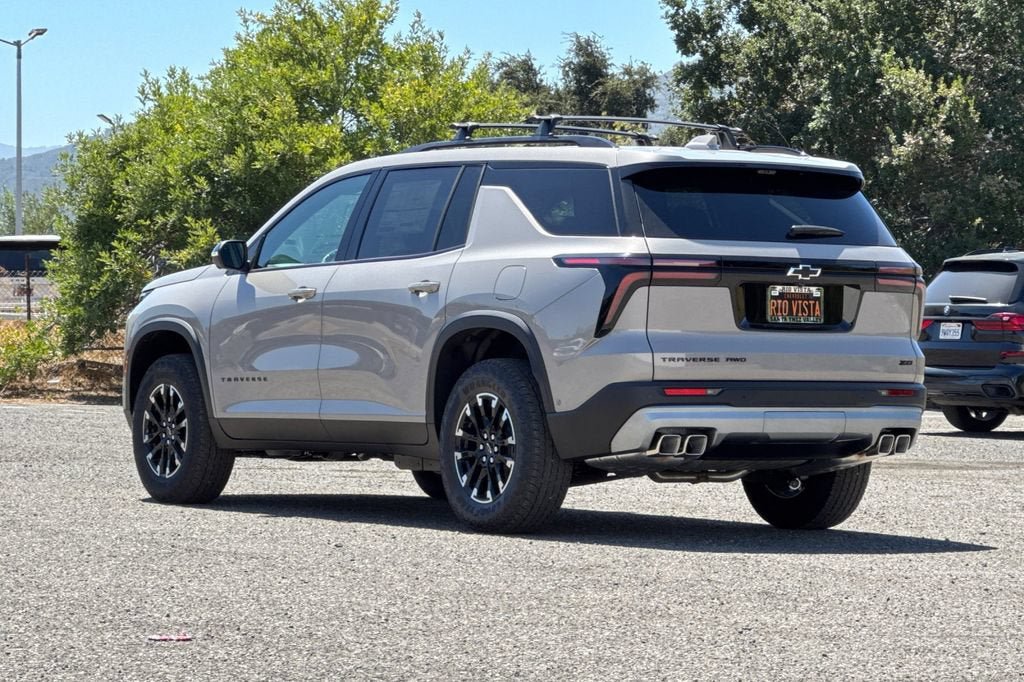 New 2026 Chevrolet Traverse Z71 w/ Enhanced Driving Package AWD/4WD image 6