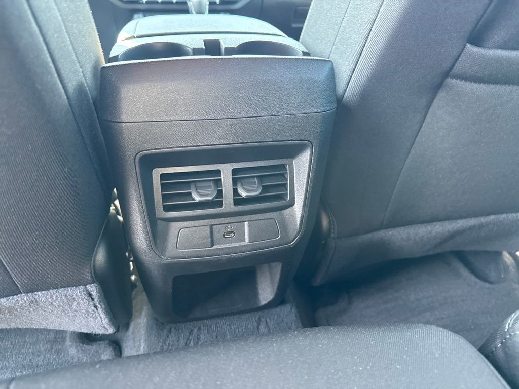 Used 2024 Chevrolet Colorado LT w/ LT Convenience Package II AWD/4WD image 33
