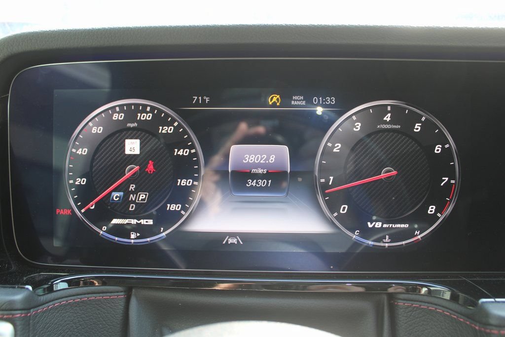Used 2021 Mercedes-Benz G 63 AMG 4MATIC w/ G Manufaktur Interior Package image 29