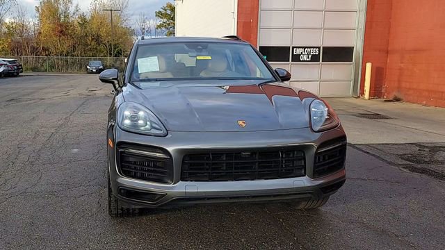 Used 2021 Porsche Cayenne S image 3