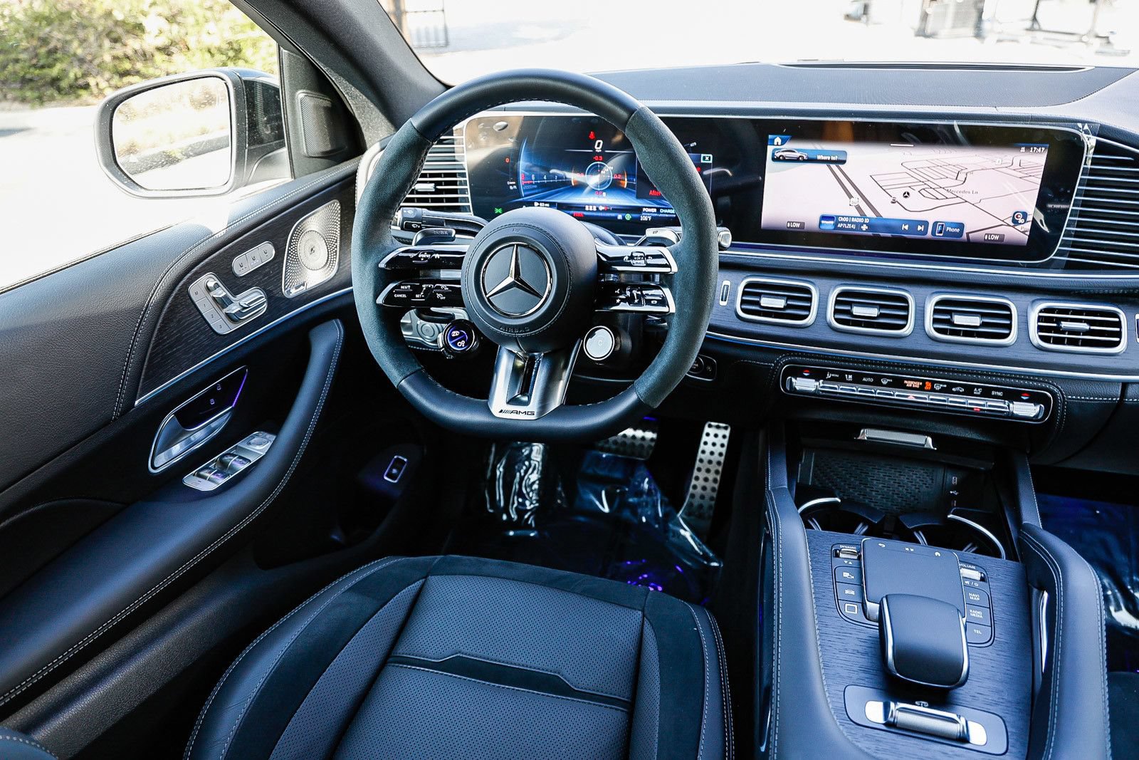 Used 2025 Mercedes-Benz GLE 53 AMG 4MATIC Coupe image 14