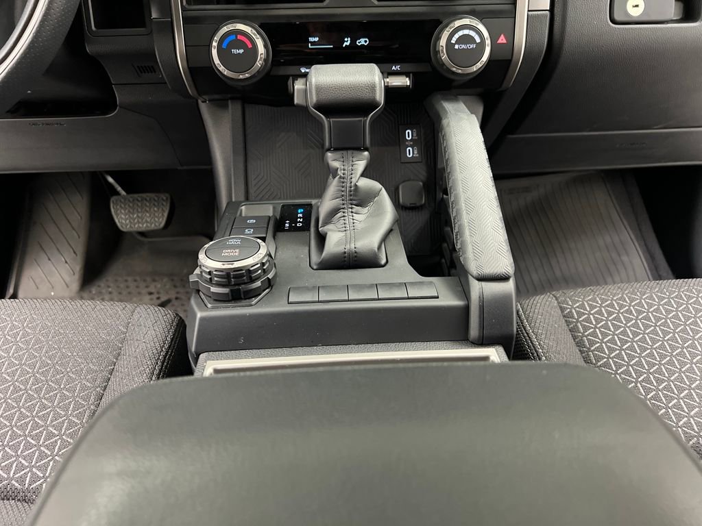 Used 2025 Toyota 4Runner SR5 image 35