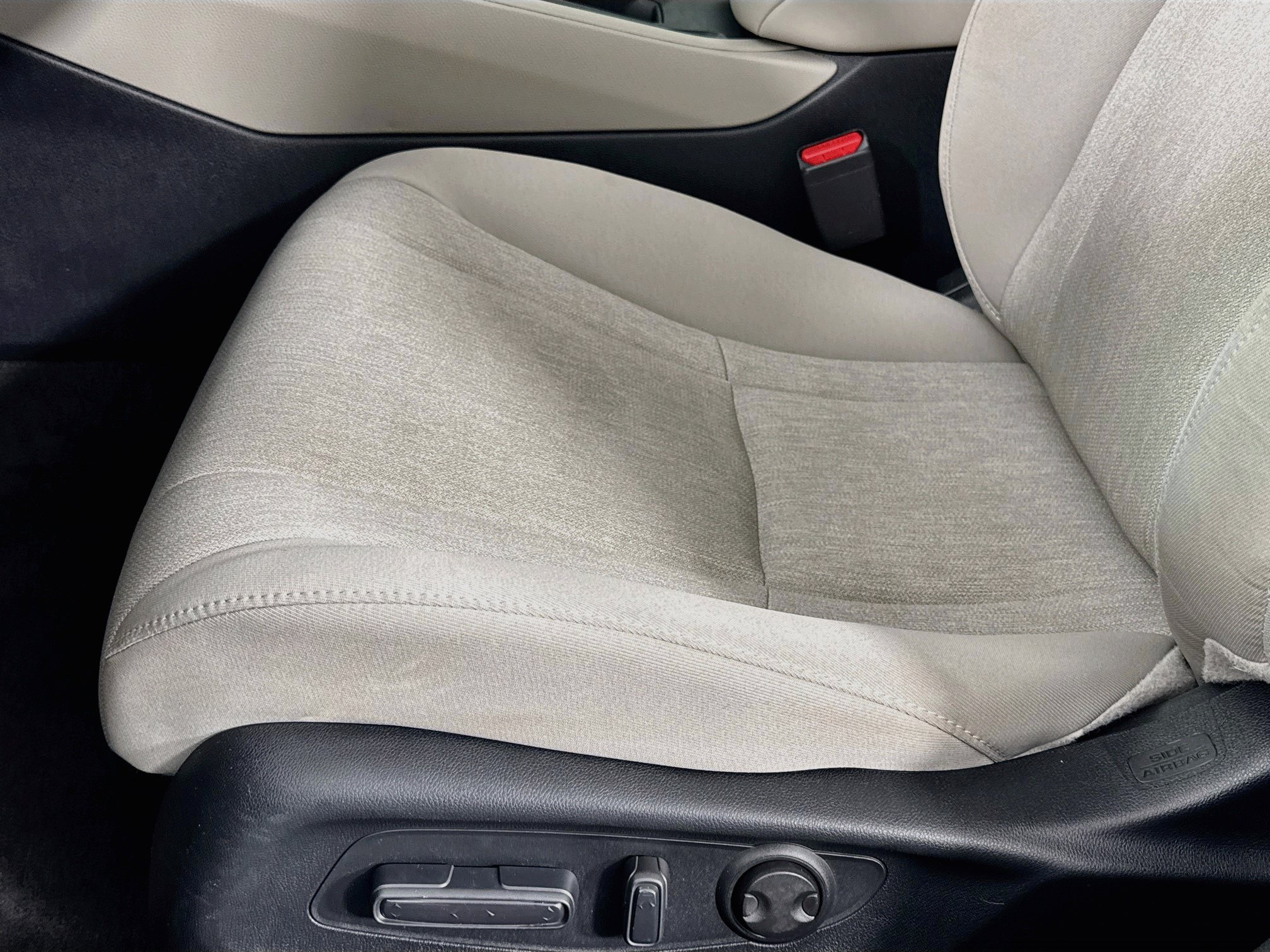Certified 2024 Honda Accord EX image 18