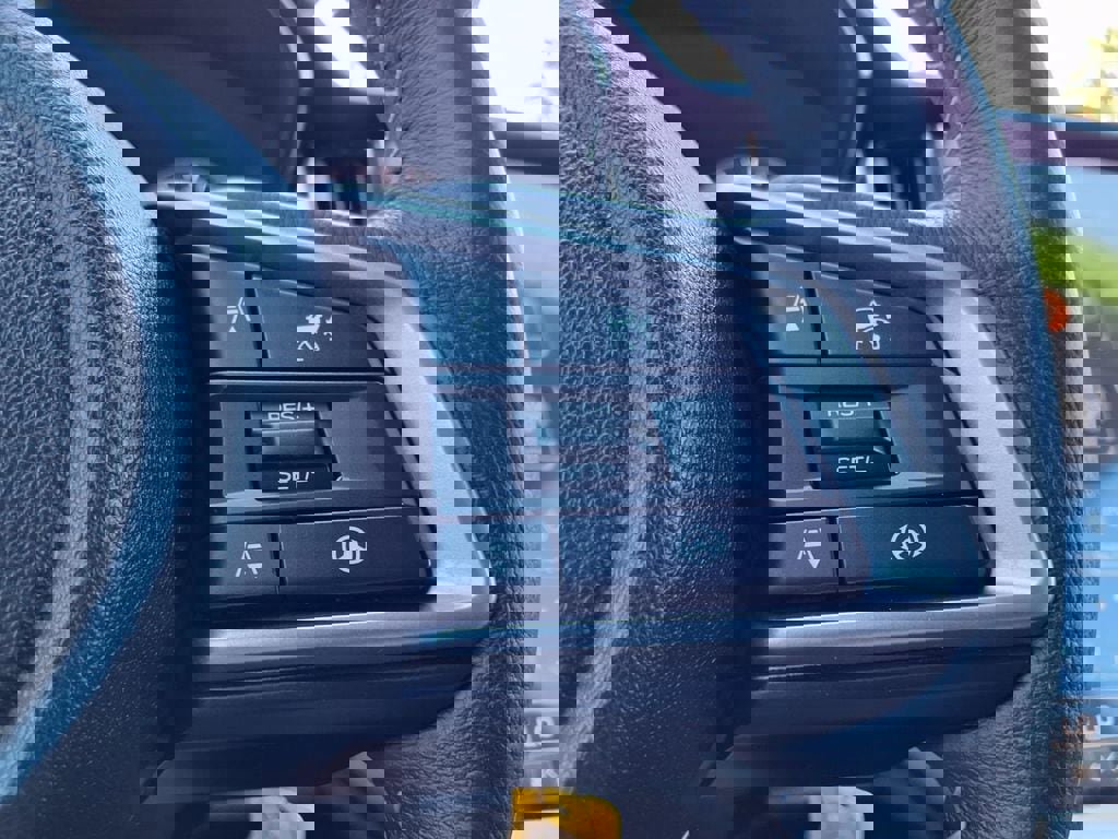 Used 2024 Subaru Outback Premium image 30