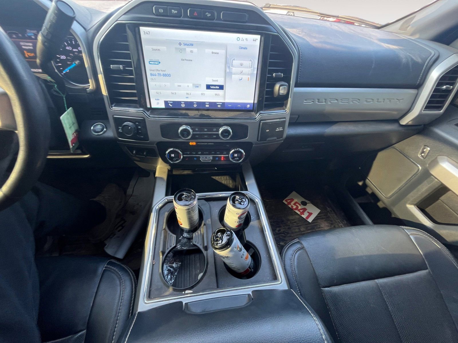 Used 2022 Ford F250 Lariat w/ Black Appearance Package image 10