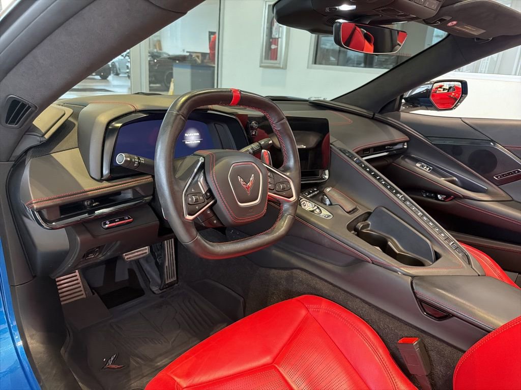 Used 2024 Chevrolet Corvette Stingray Premium Conv w/ Z51 Performance Package image 11