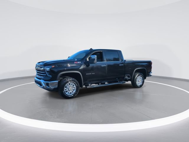 Used 2024 Chevrolet Silverado 2500 LTZ w/ LTZ Plus Package image 4