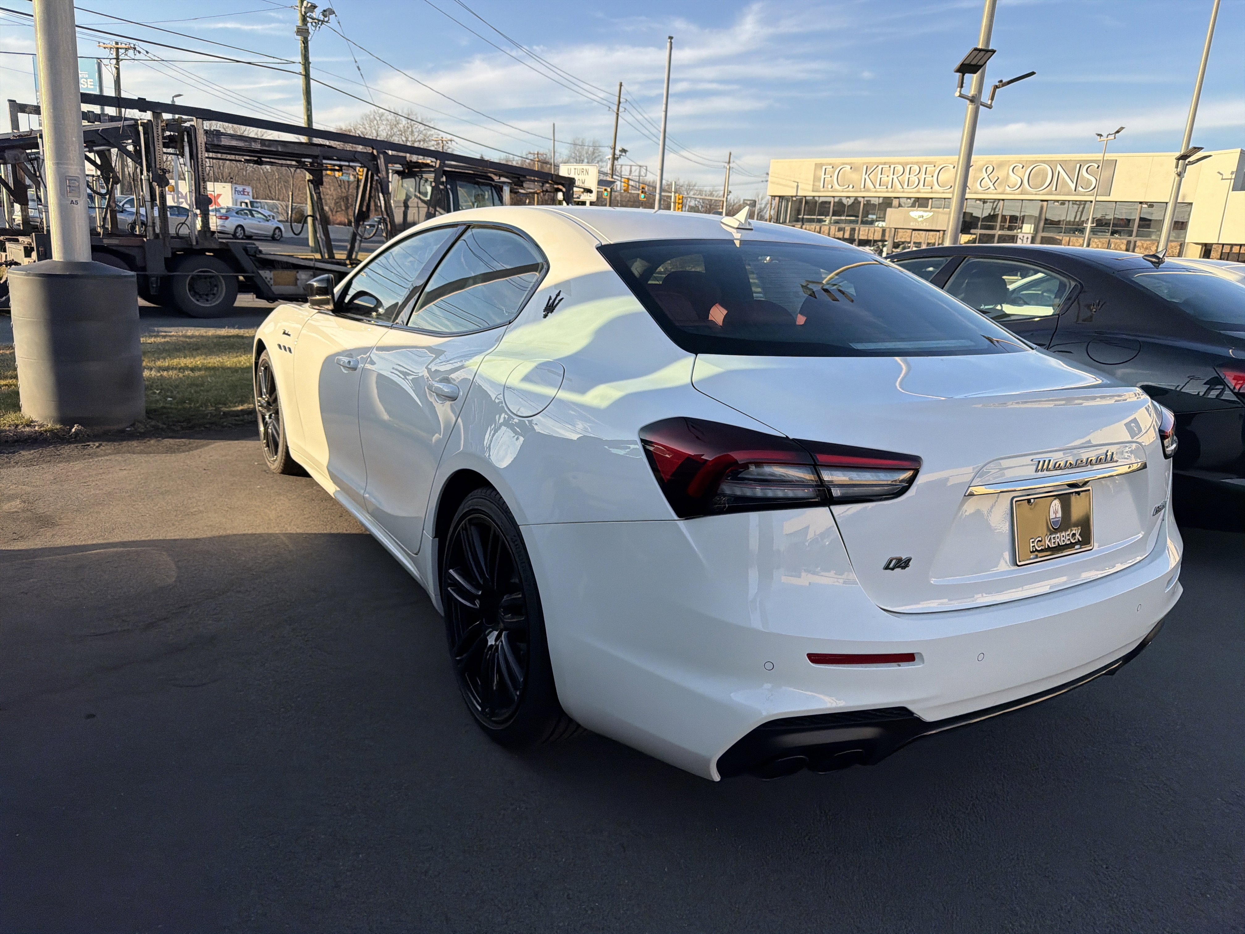 Used 2023 Maserati Ghibli Modena Q4 image 6