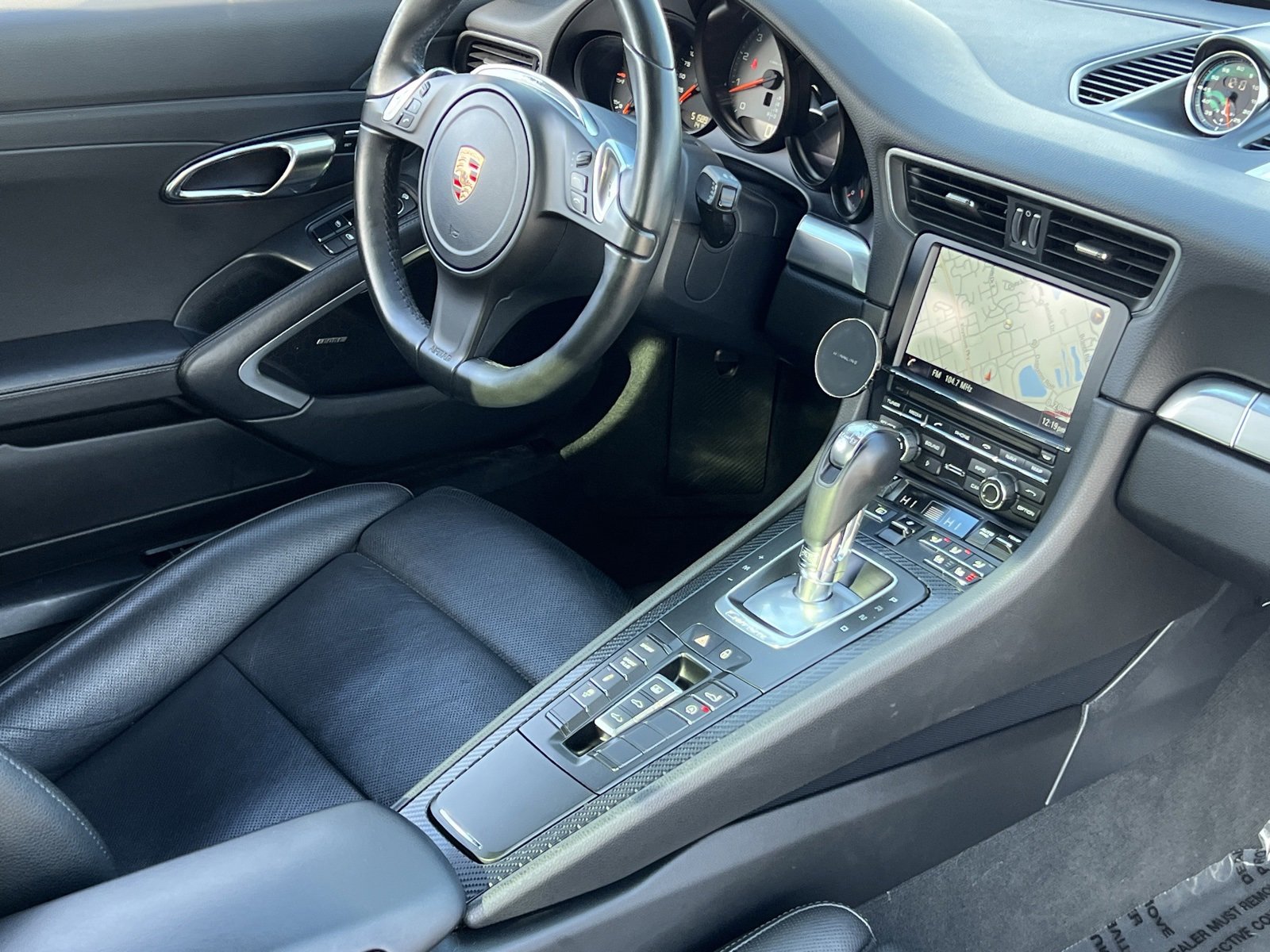 Certified 2015 Porsche 911 Carrera 4S image 13