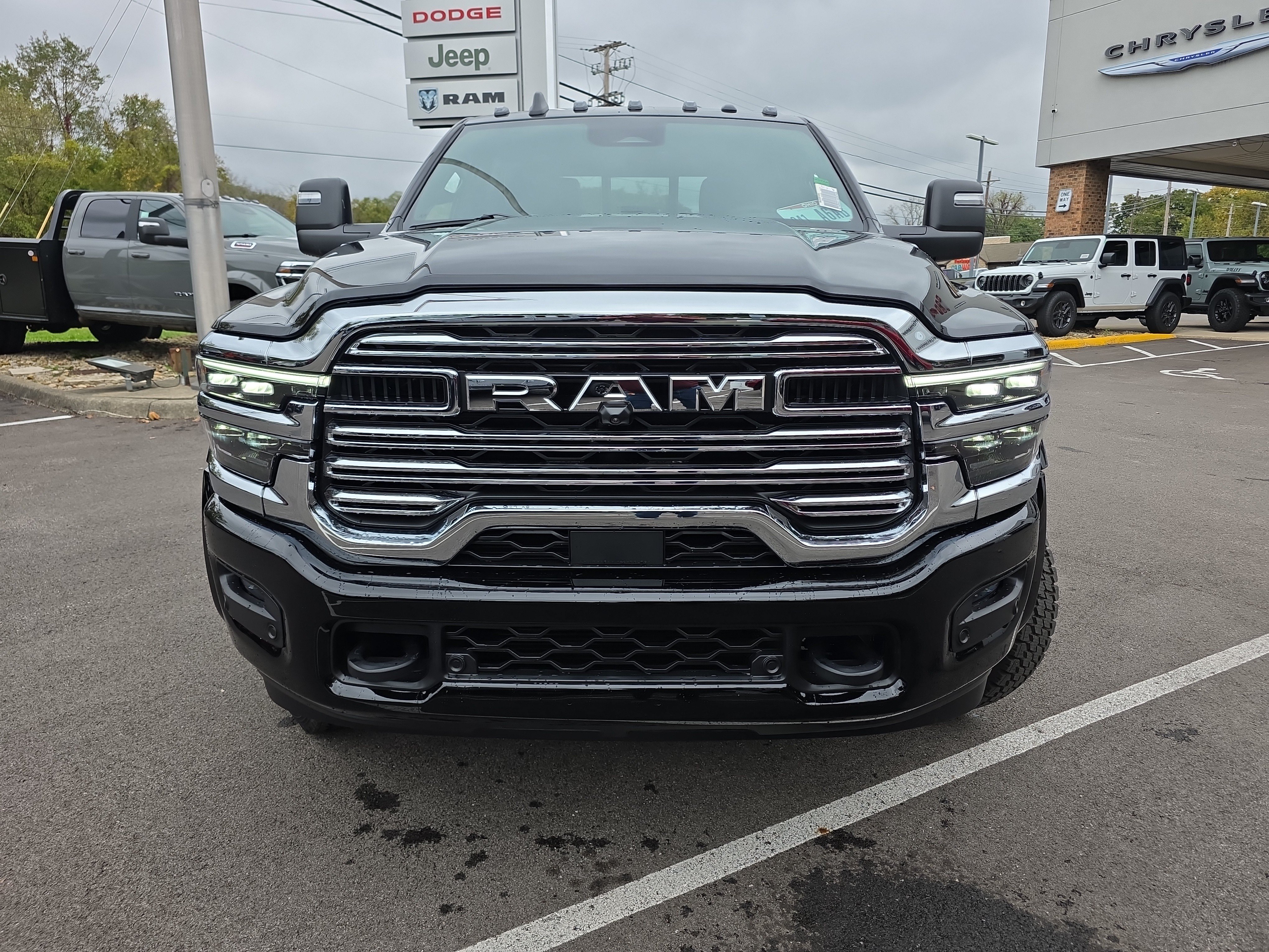 New 2027 RAM 5500 4x4 Crew Cab image 19