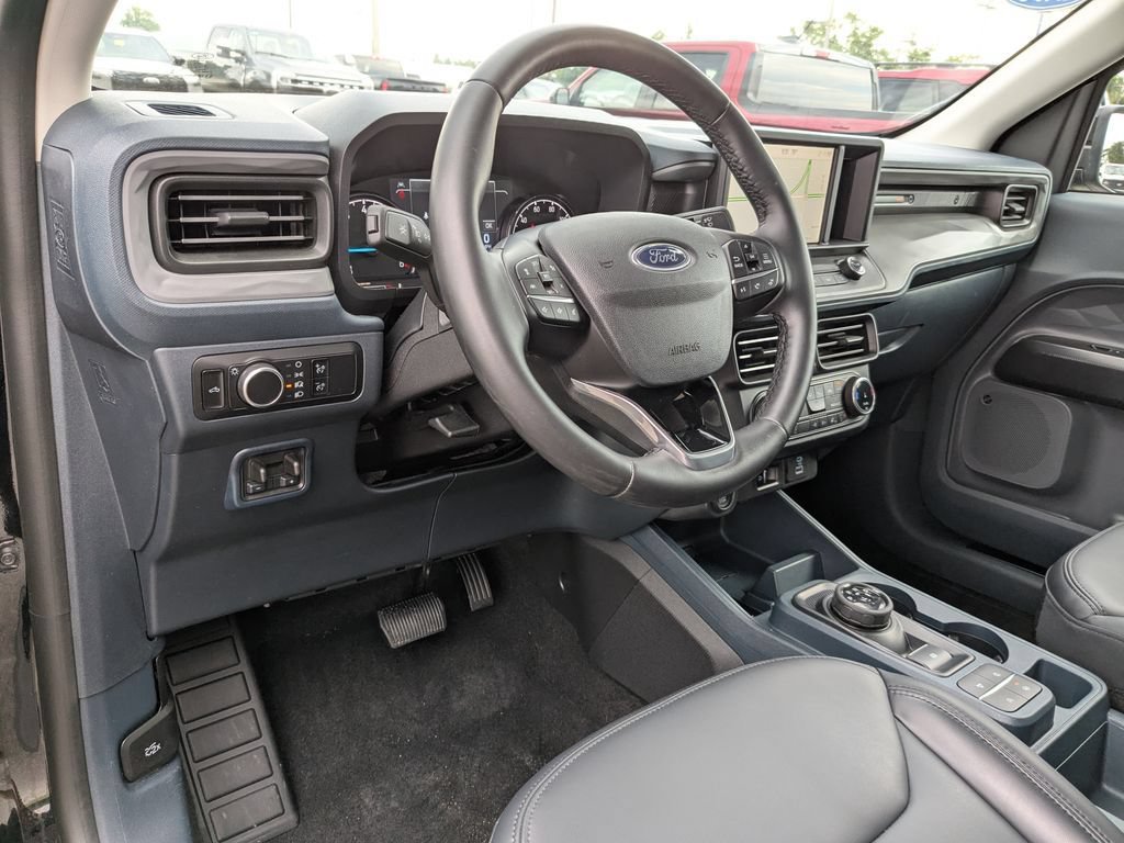 Used 2024 Ford Maverick Lariat w/ Black Appearance Package AWD/4WD image 10