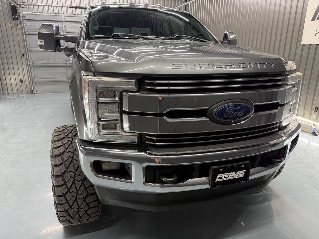Used 2018 Ford F250 Platinum w/ Platinum Ultimate Package AWD/4WD image 10