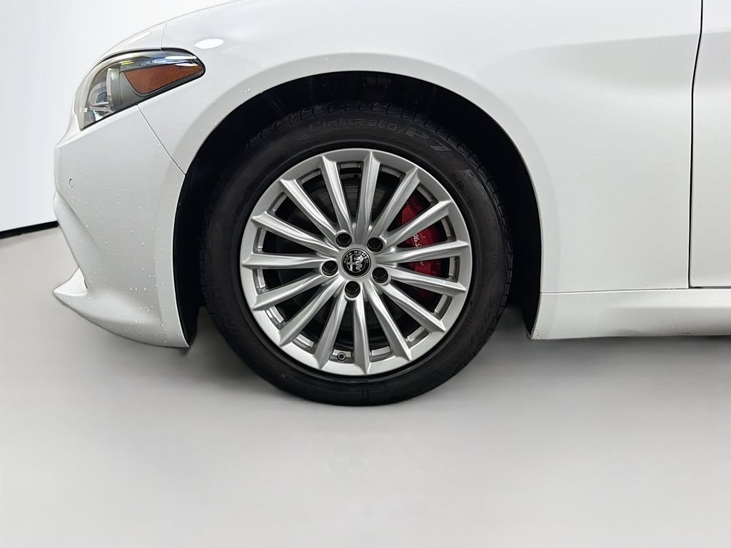 Used 2022 Alfa Romeo Giulia Sprint AWD/4WD image 32