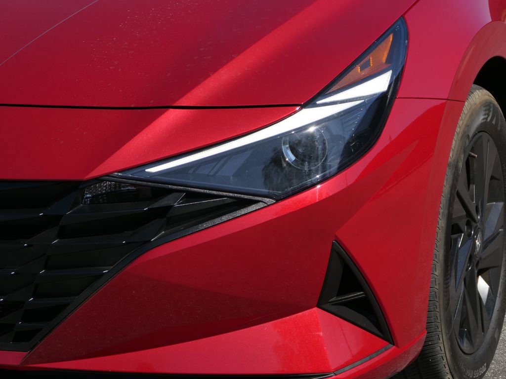 Certified 2023 Hyundai Elantra SEL image 9