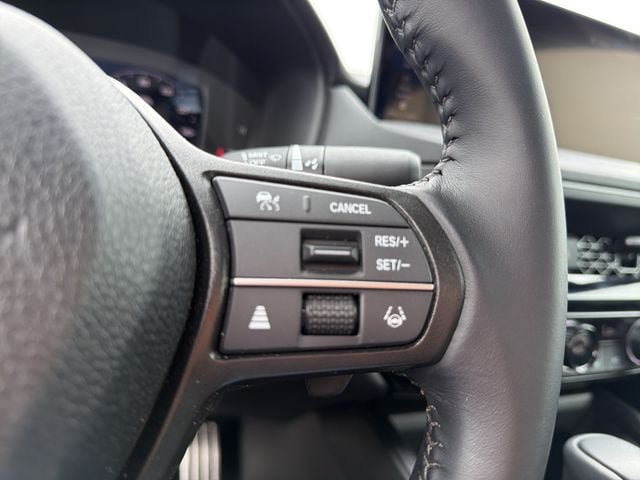 Used 2025 Honda Accord Sport image 35