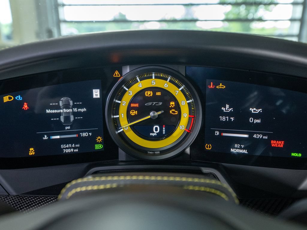 Used 2024 Porsche 911 GT3 RWD image 27