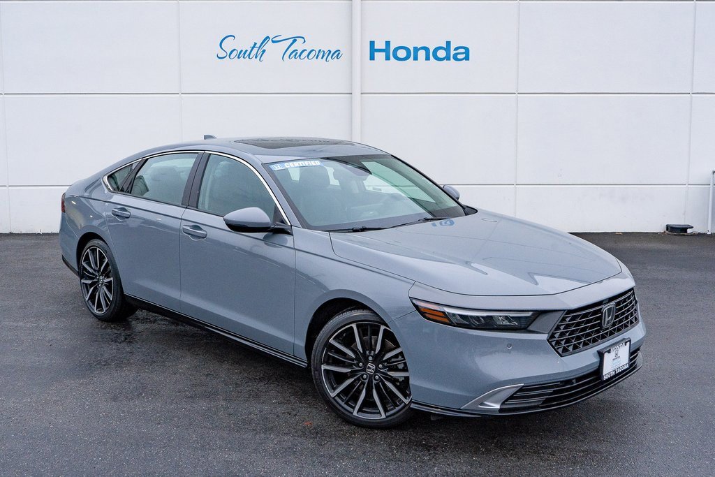 Certified 2023 Honda Accord Touring image 2