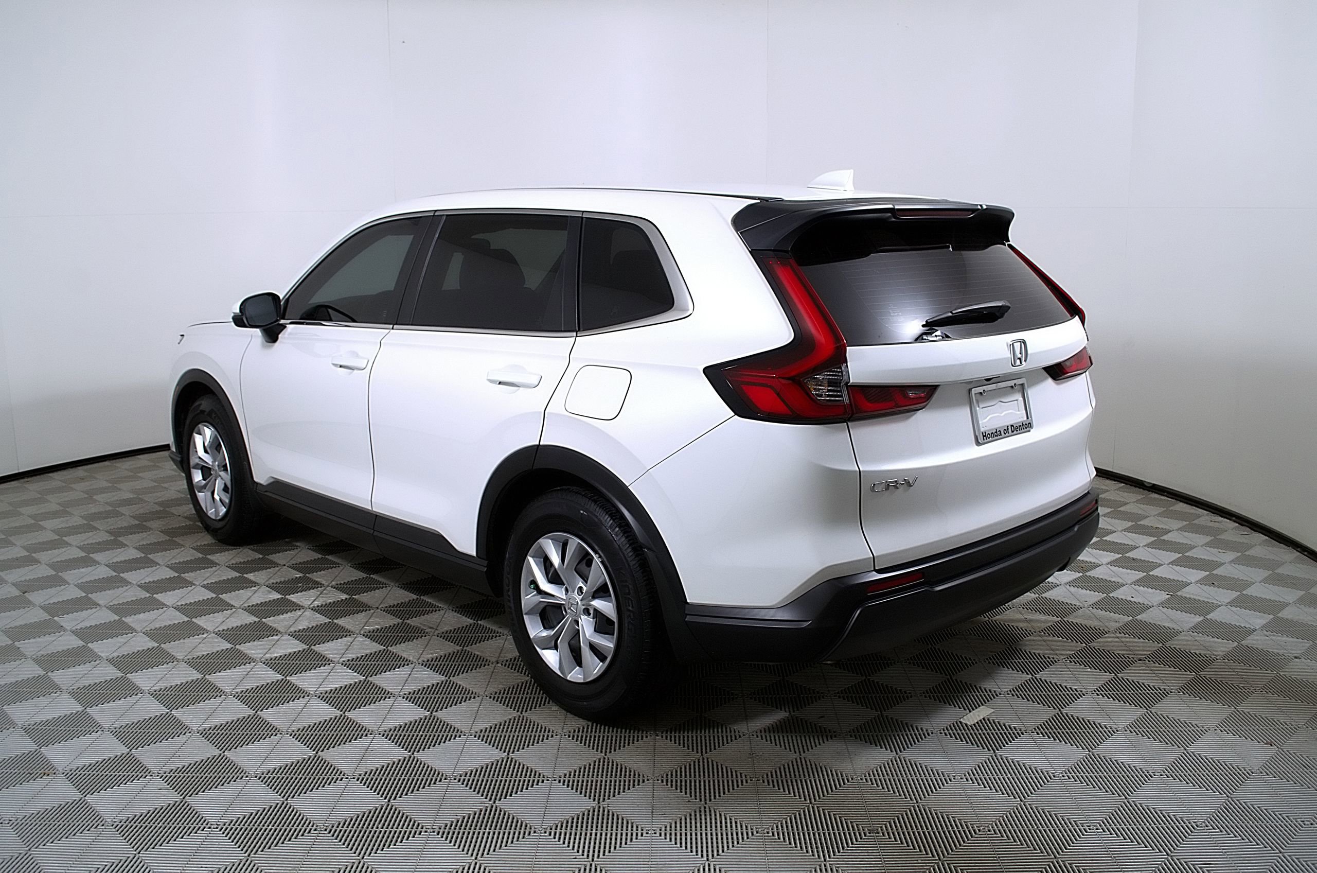 Used 2024 Honda CR-V LX image 9