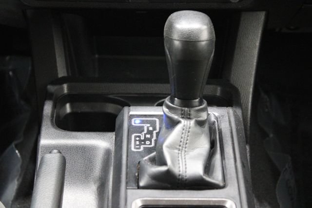 Used 2023 Toyota Tacoma SR AWD/4WD image 57