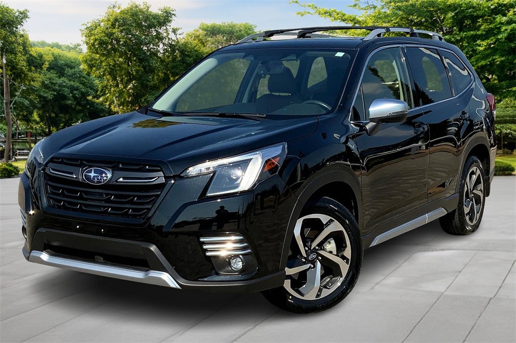 Used 2024 Subaru Forester Touring w/ POP Package 3