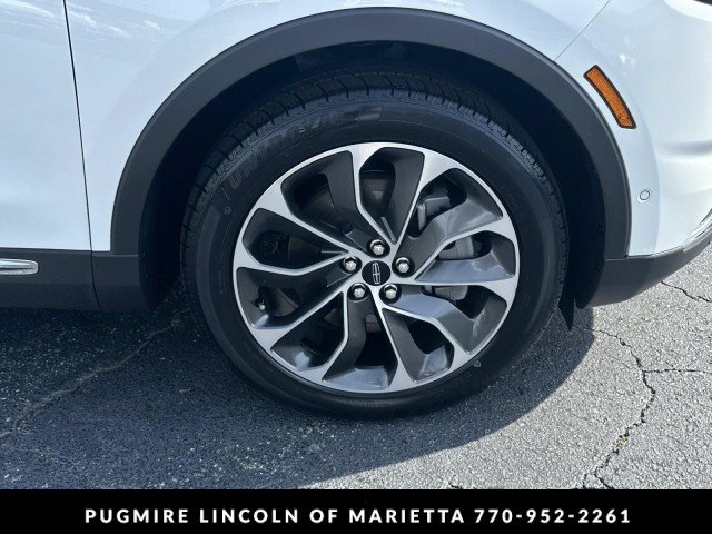 Used 2021 Lincoln Nautilus Reserve w/ Equipment Group 201A FWD image 16