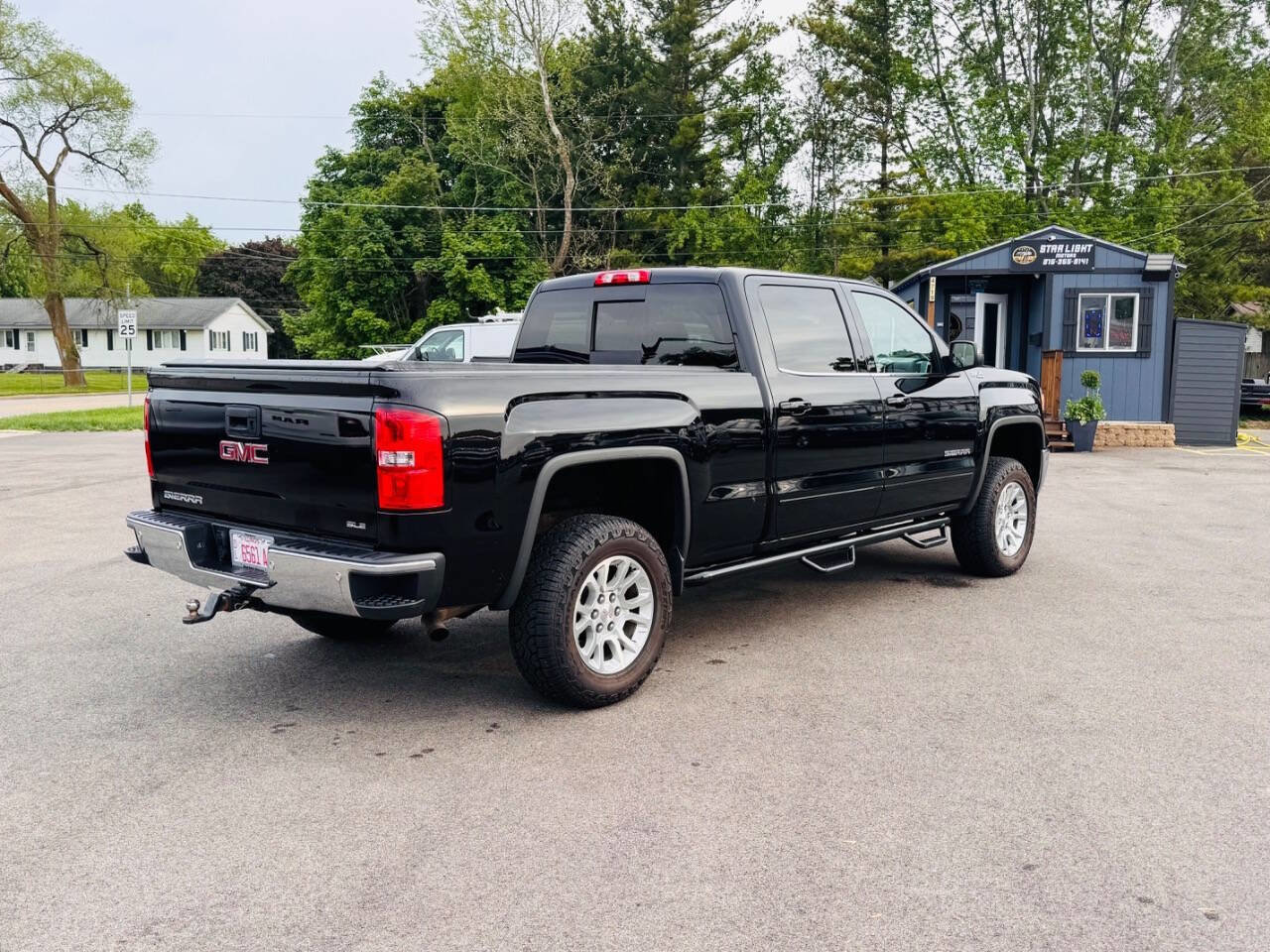 Used 2015 GMC Sierra 1500 SLE w/ SLE Value Package AWD/4WD image 6