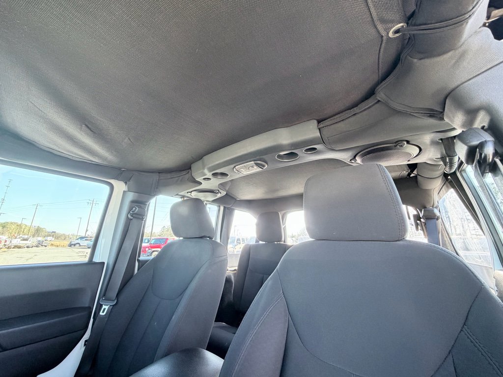 Used 2014 Jeep Wrangler Unlimited Sport image 12