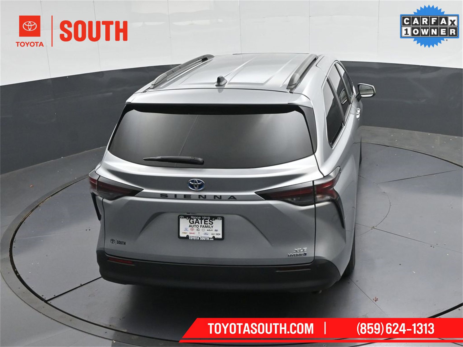 Used 2024 Toyota Sienna XLE image 38