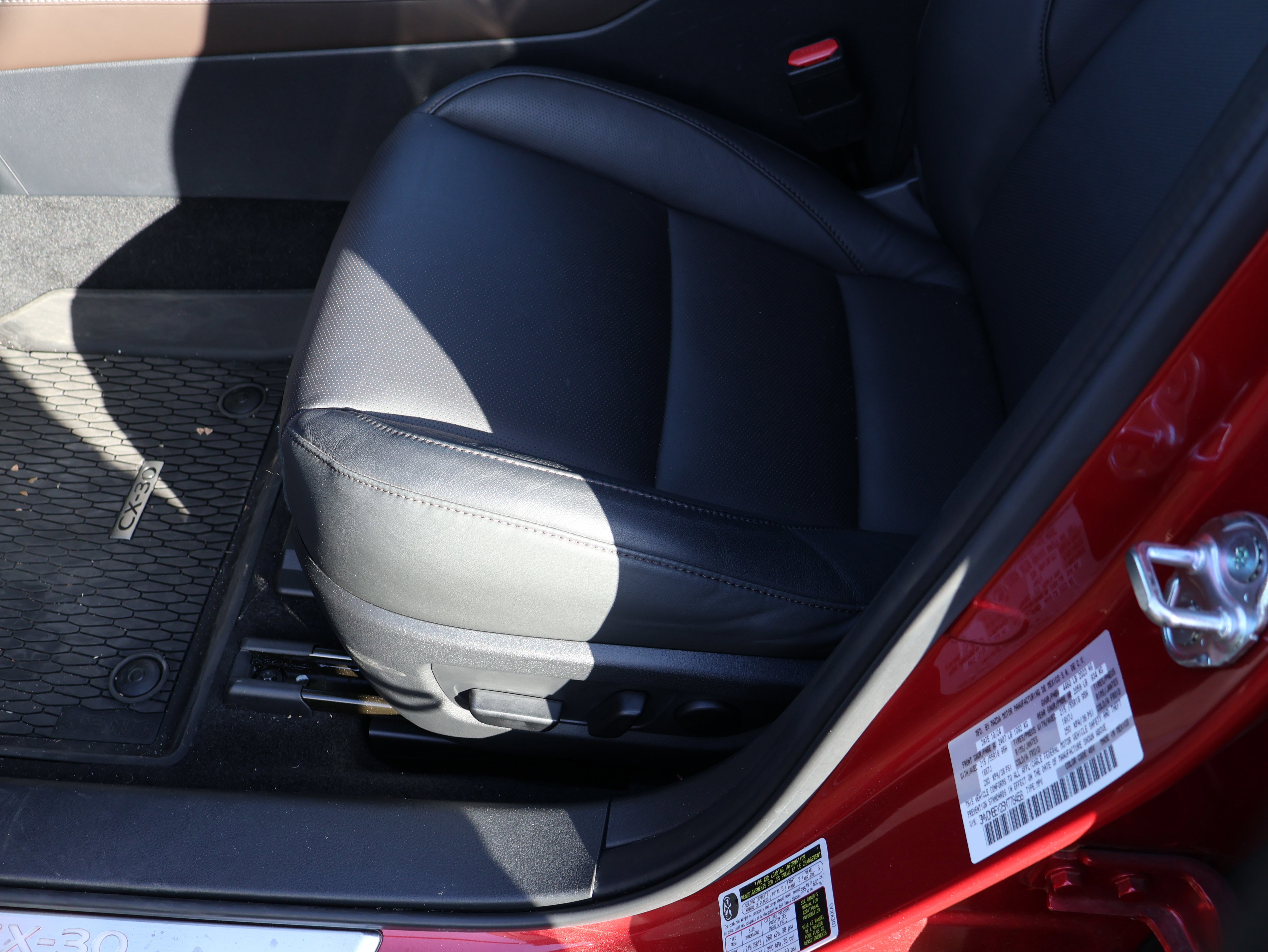 Certified 2025 MAZDA CX-30 2.5 Turbo w/ Premium Plus Pkg image 40