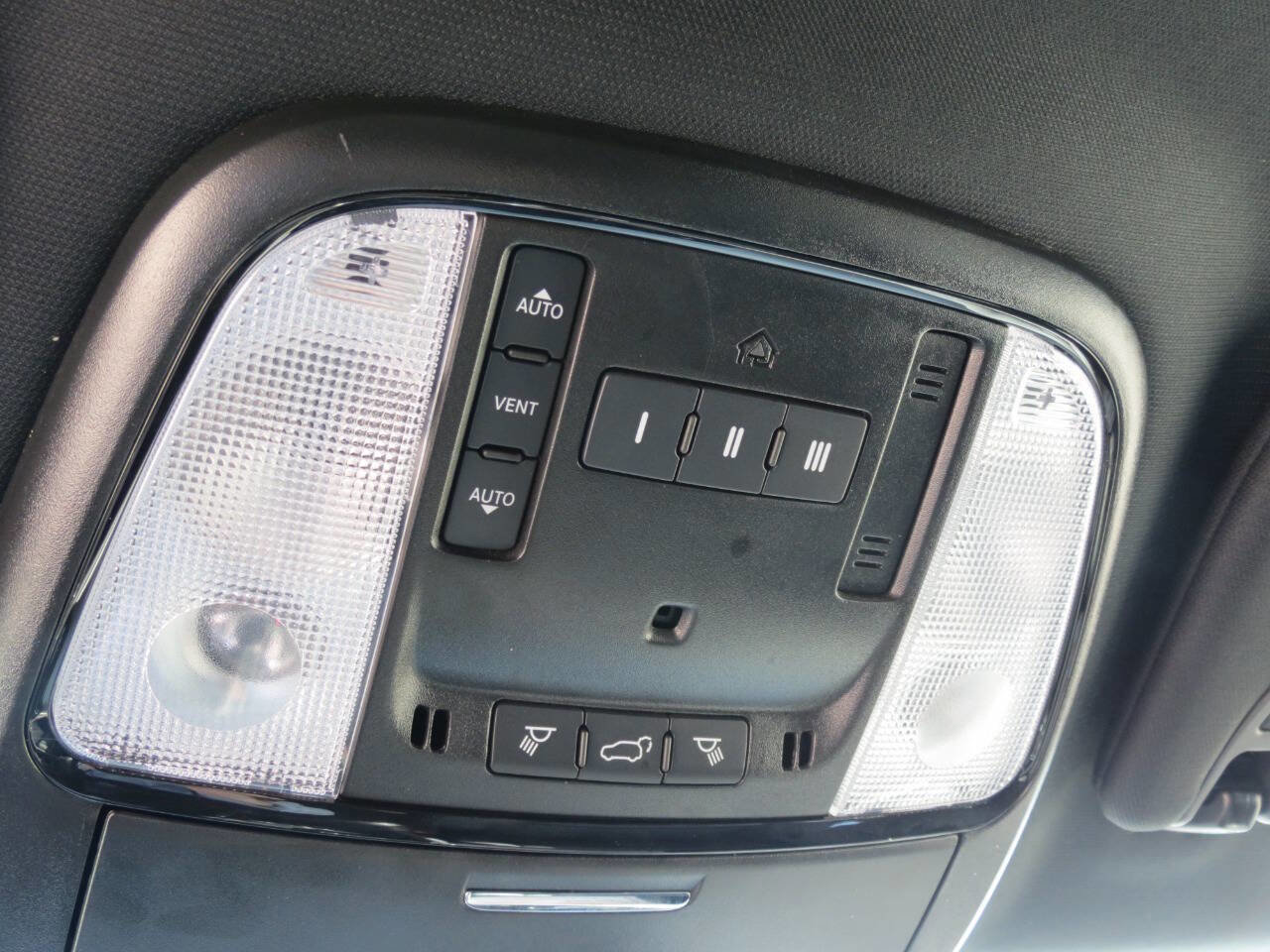 Used 2024 Dodge Durango GT image 17