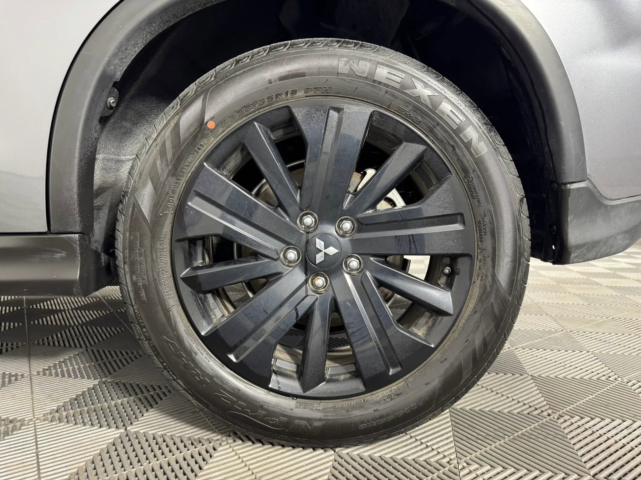 Used 2025 Mitsubishi Outlander Sport LE AWD/4WD image 41