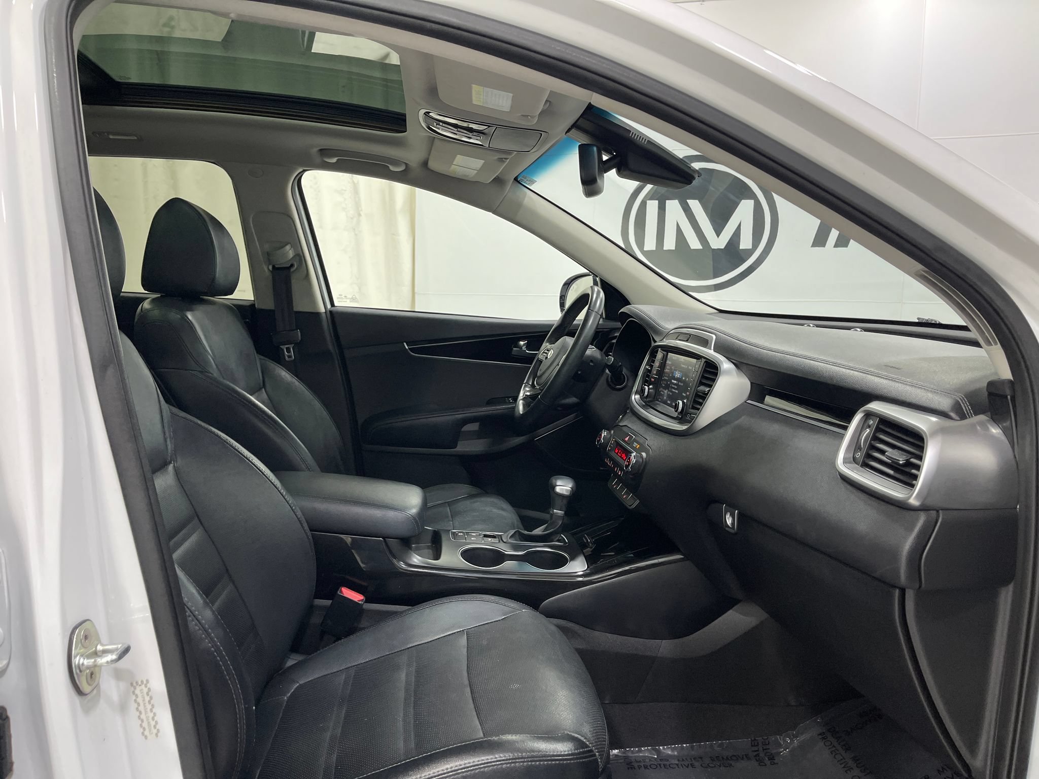 Used 2020 Kia Sorento SX FWD image 34