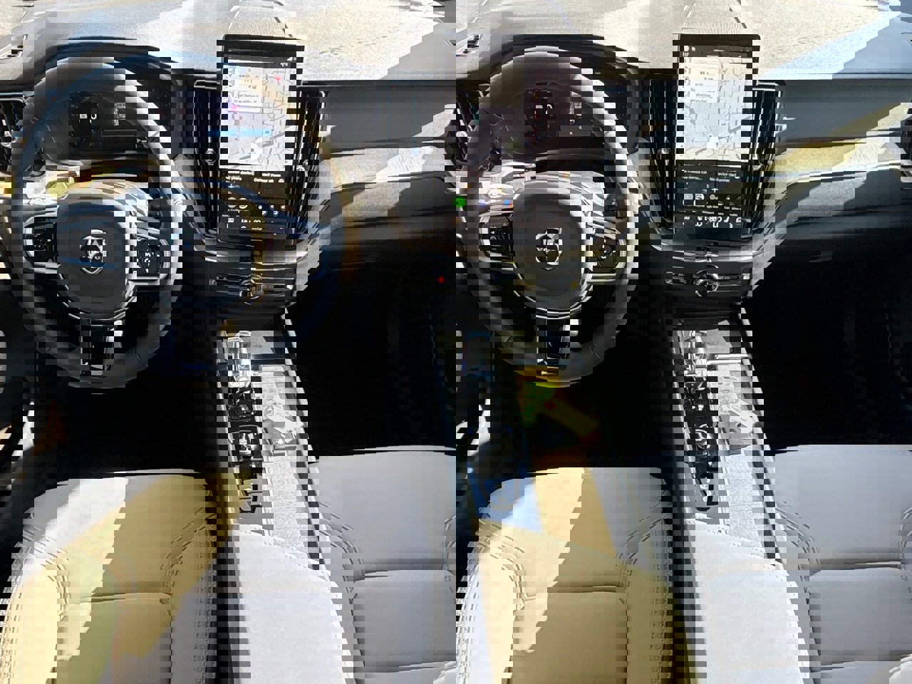 New 2026 Volvo XC60 B5 Plus w/ Protection Package Premier image 9