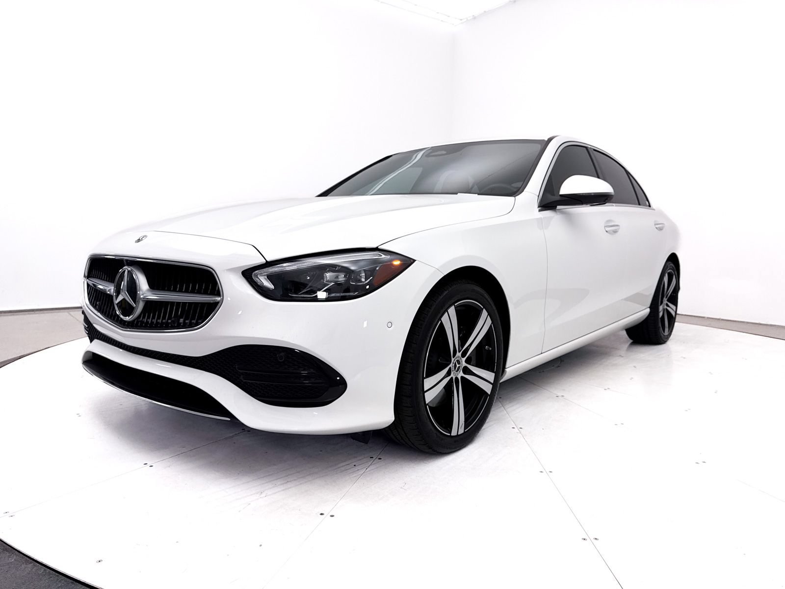 Used 2024 Mercedes-Benz C 300 Sedan image 16