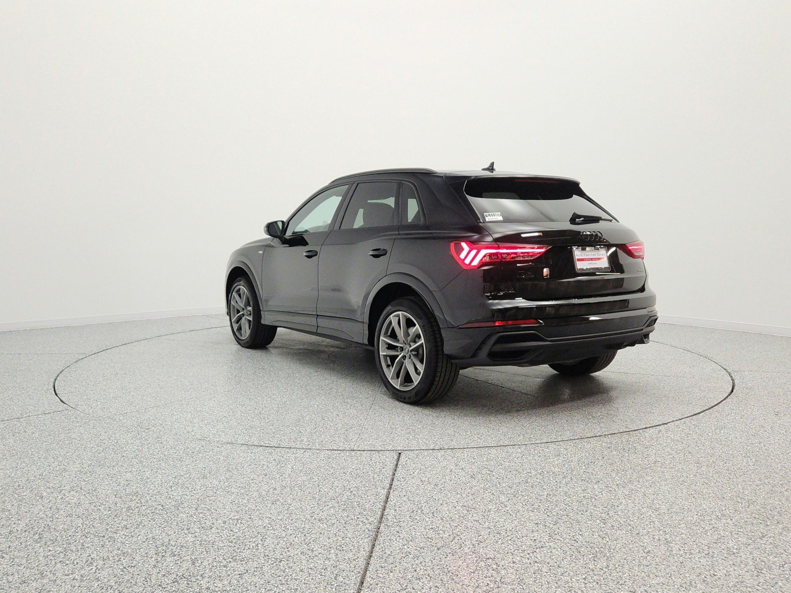 Used 2025 Audi Q3 2.0T Premium w/ Convenience Package AWD/4WD image 7