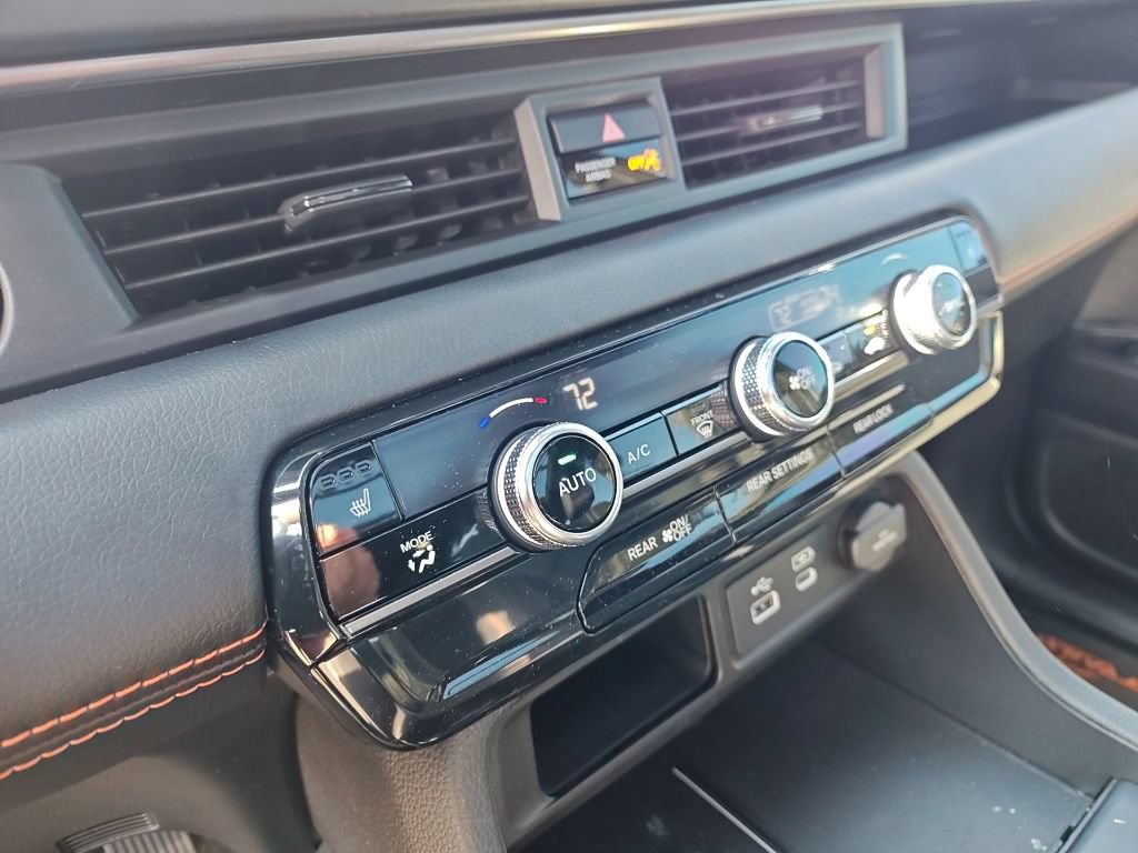 Used 2025 Honda Pilot TrailSport image 10
