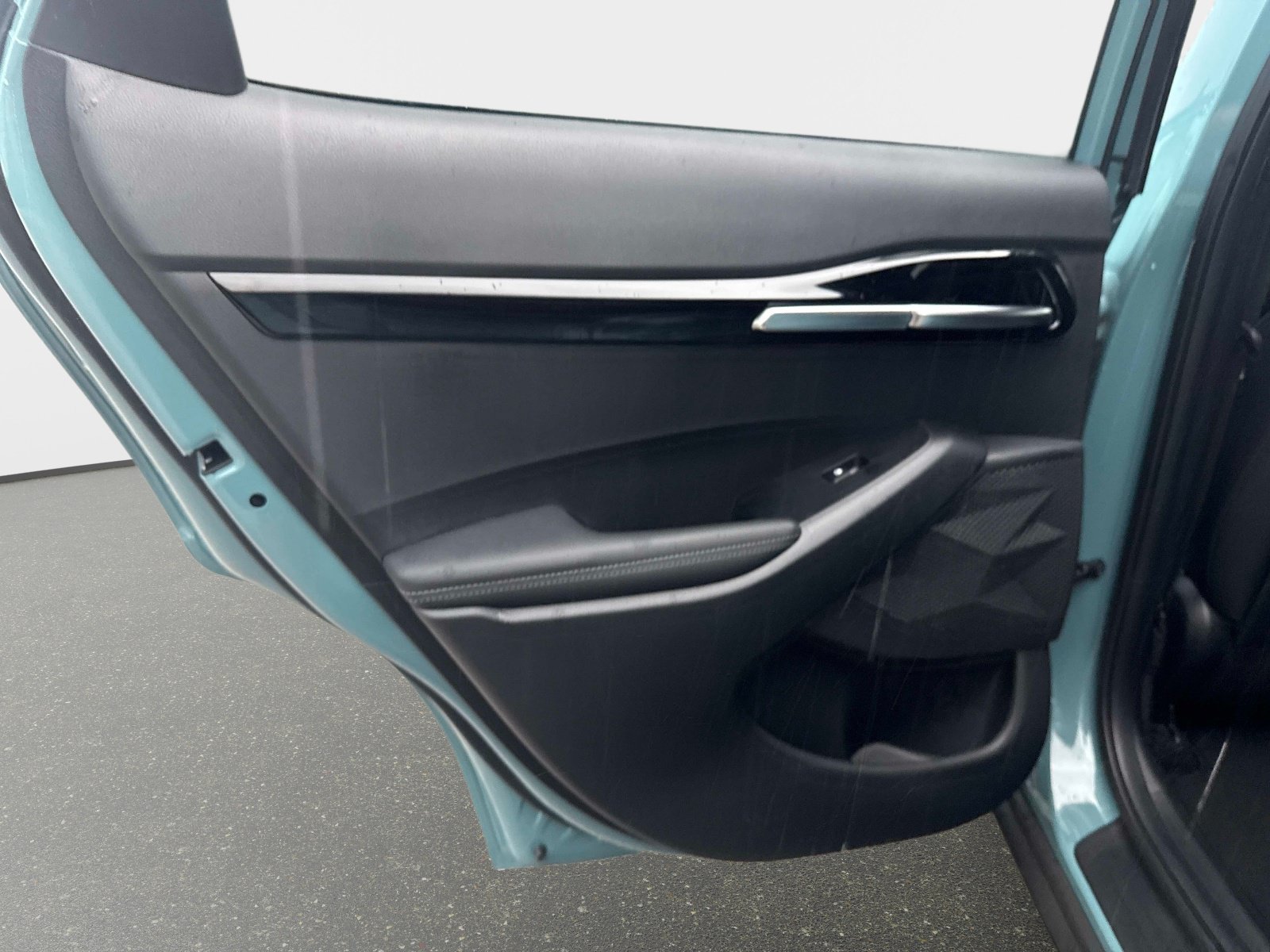 Used 2025 Kia Seltos EX FWD image 10