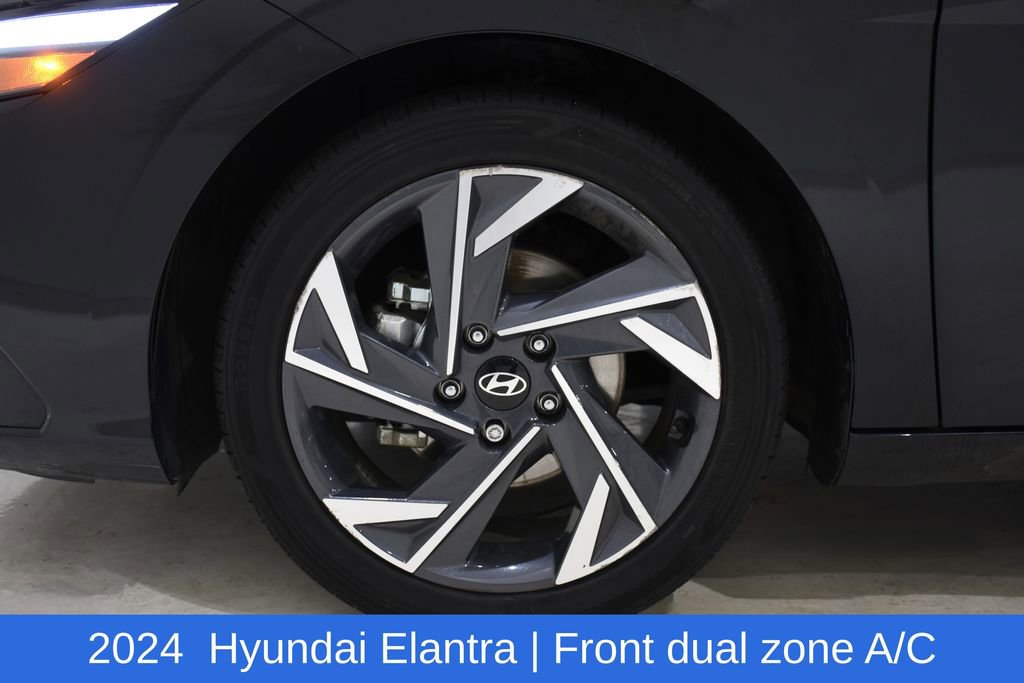 Used 2024 Hyundai Elantra Limited image 6