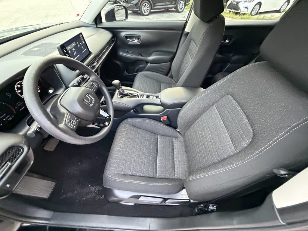Used 2026 Honda HR-V LX image 16