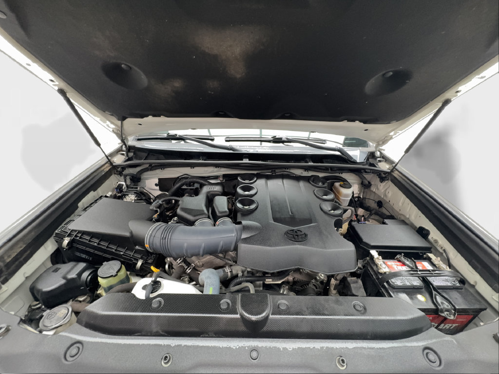 Used 2016 Toyota 4Runner Limited RWD image 19