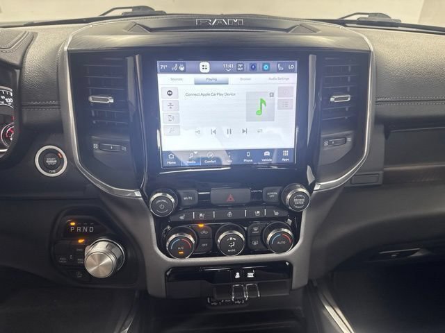 Used 2024 RAM 1500 Laramie AWD/4WD image 17