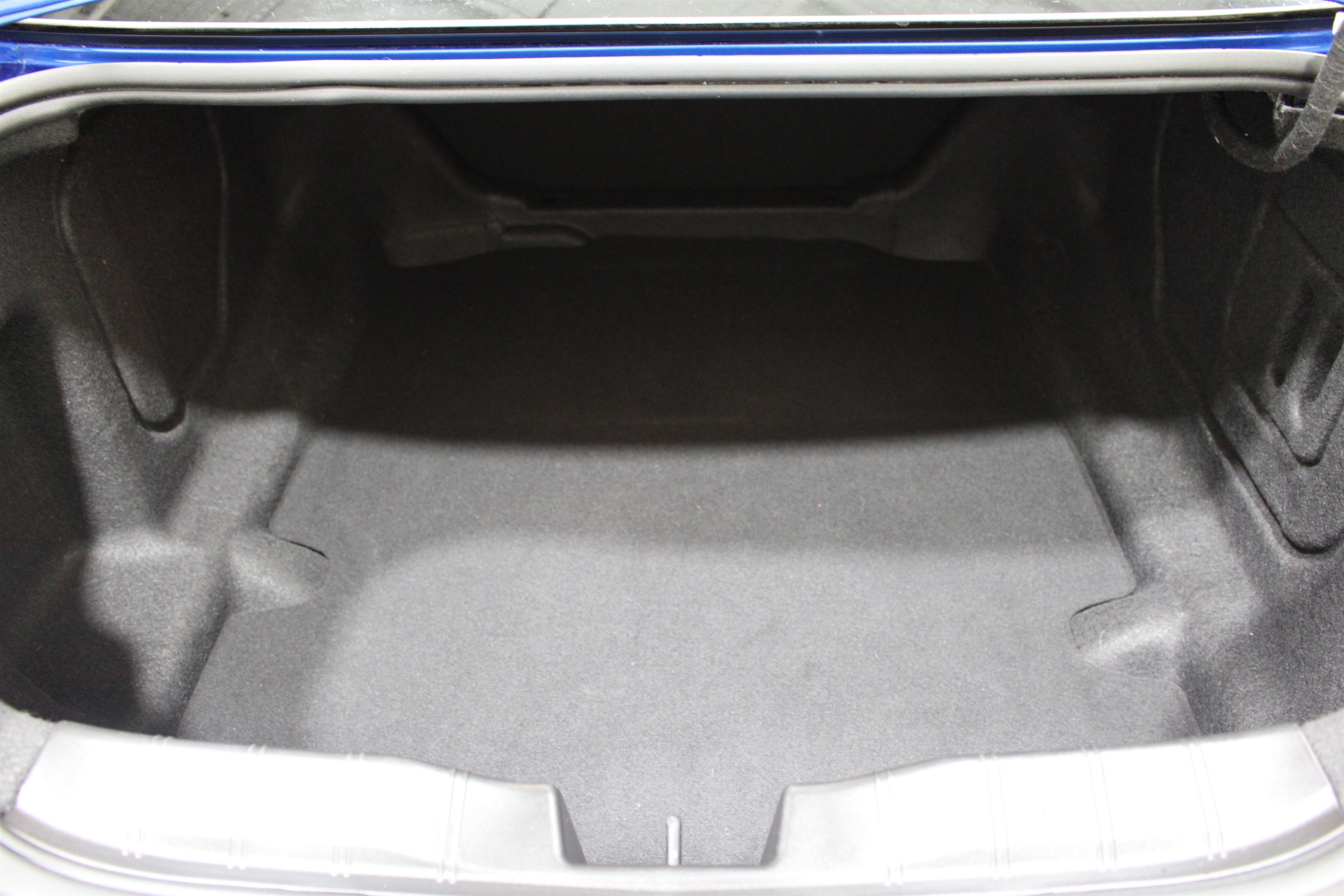 Used 2017 Chevrolet Camaro ZL1 RWD image 25