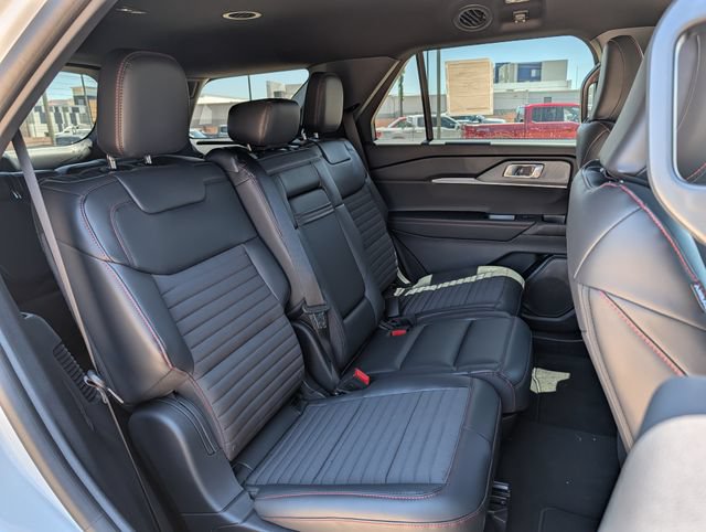 New 2026 Ford Explorer ST-Line RWD image 23