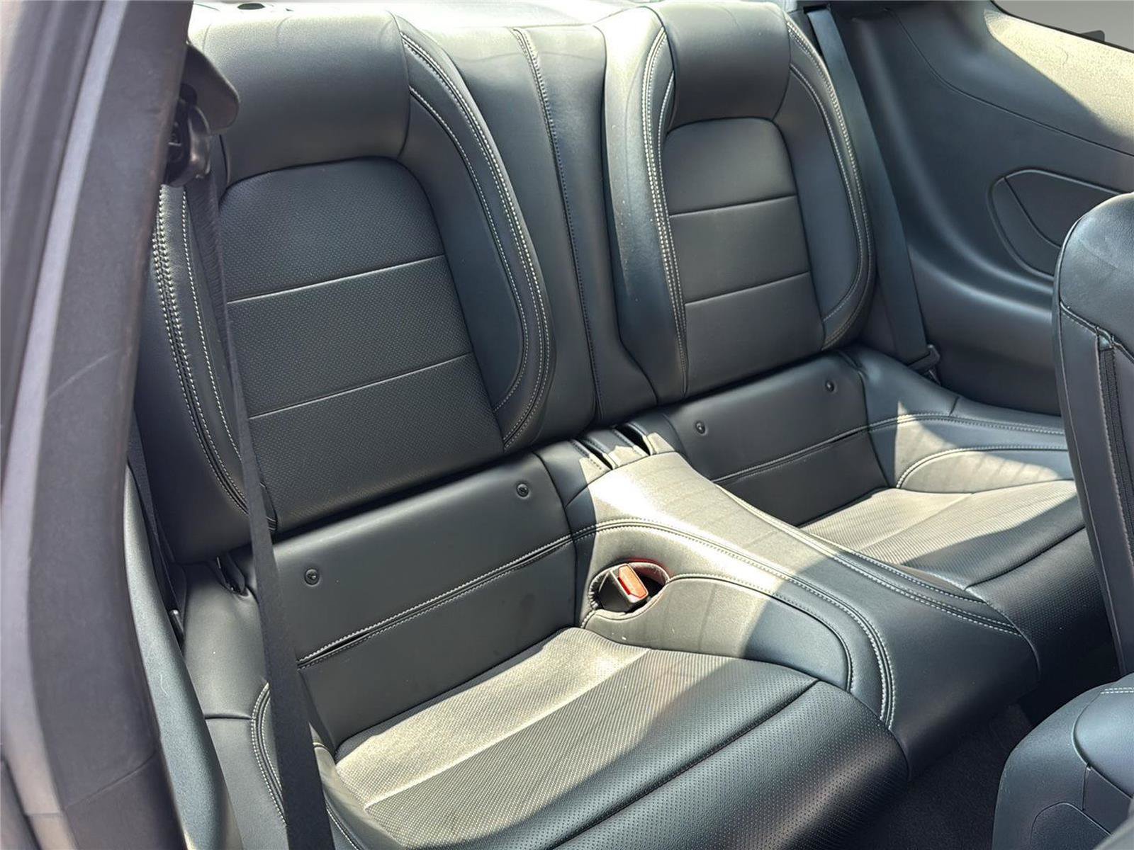 Used 2025 Ford Mustang Premium RWD image 25