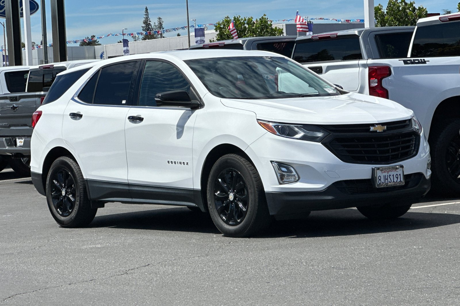 Used 2019 Chevrolet Equinox LT FWD image 2